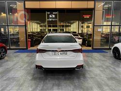 تويوتا أفالون